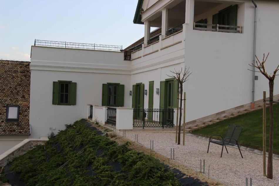 Takler Kuria Hotel Szekszárd Exterior photo